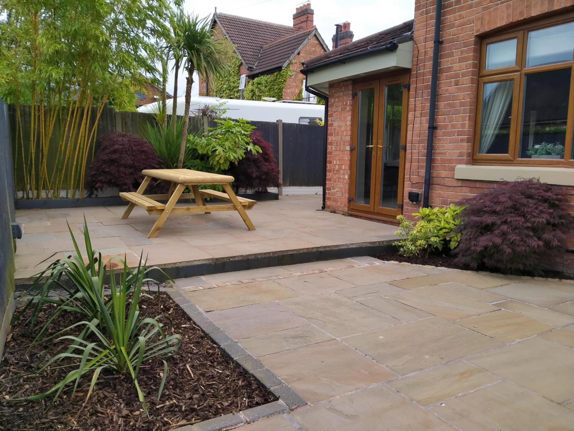 Sirius House - Sleeps 7, Driveway, Garden Villa Crewe Exterior photo
